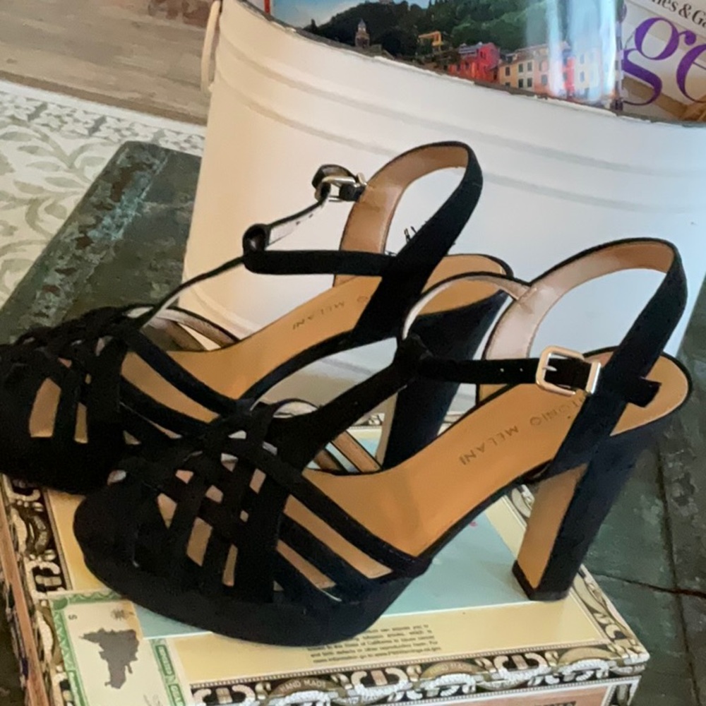 Antonio Melani platform suede black sandals